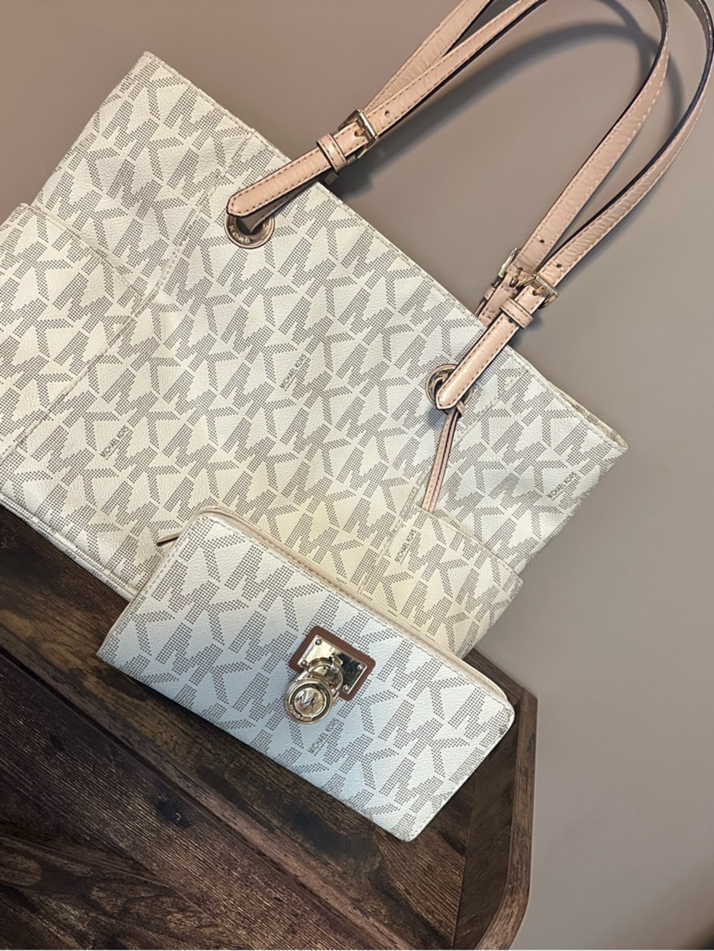 Michael Kors White & Blush Logo Tote with Matching Wallet
